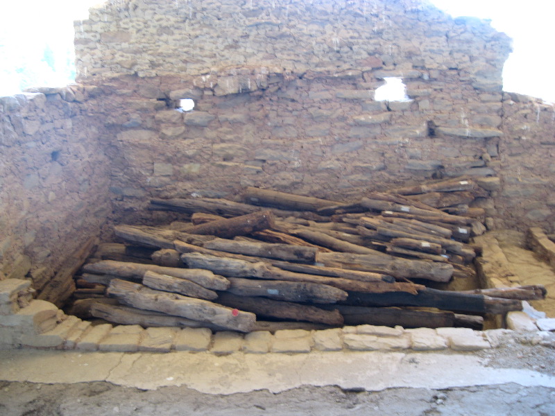 Real ceilling beams from the dwelling (can't put them back because the ceillings are gone)
